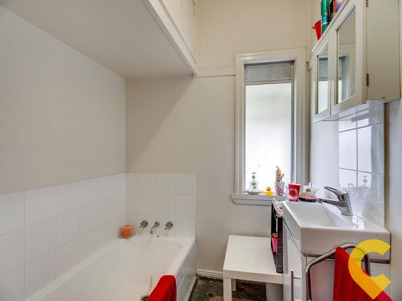 30 Wotton Street, Camp Hill QLD 4152