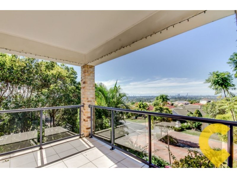 55 Armstrong Way, Highland Park QLD 4211