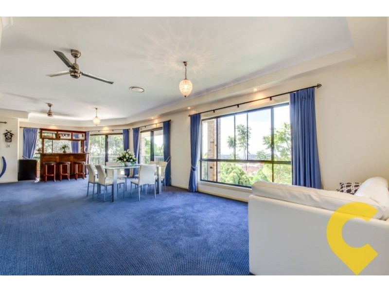 55 Armstrong Way, Highland Park QLD 4211
