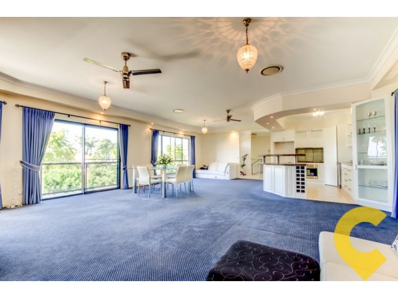 55 Armstrong Way, Highland Park QLD 4211