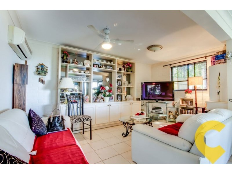55 Armstrong Way, Highland Park QLD 4211
