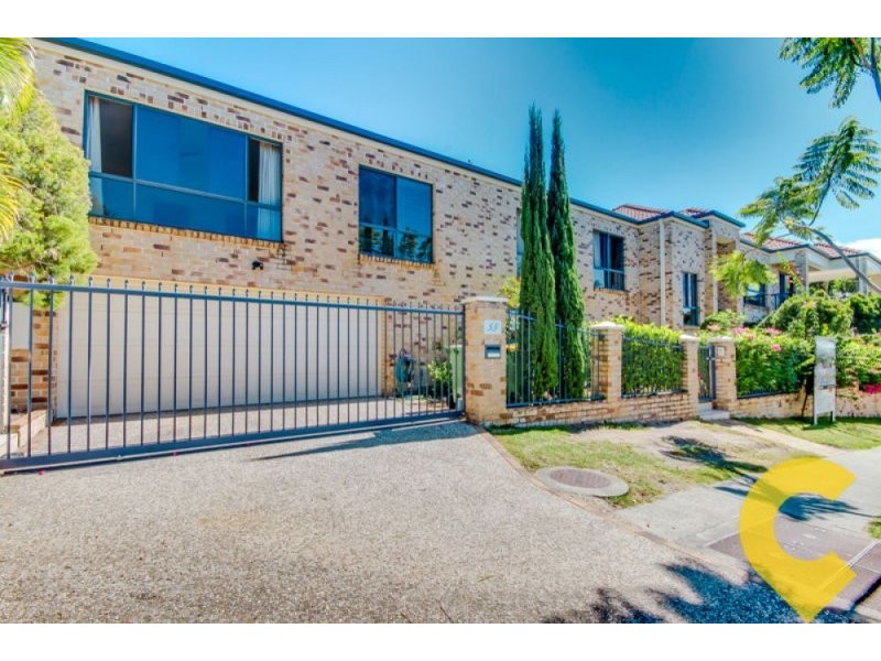 55 Armstrong Way, Highland Park QLD 4211