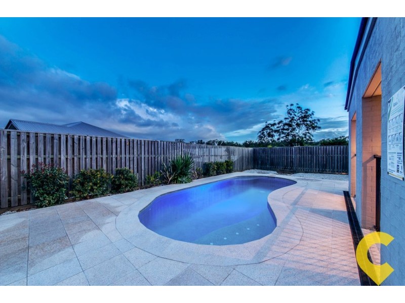 53 Bunya Crossing Road, Eatons Hill QLD 4037