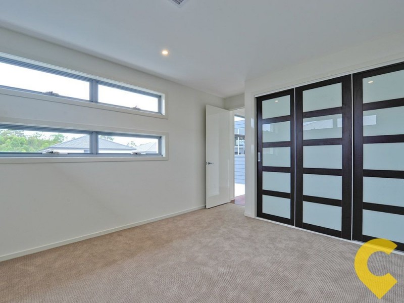 70 Hawthorne Circuit, Stretton QLD 4116