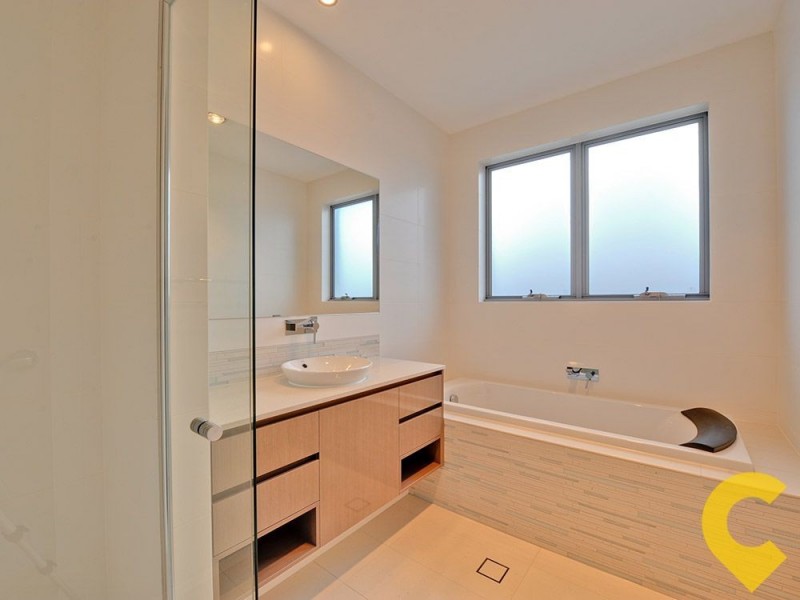 70 Hawthorne Circuit, Stretton QLD 4116