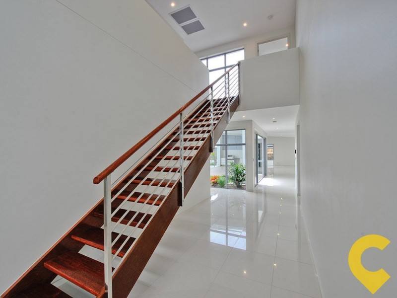 70 Hawthorne Circuit, Stretton QLD 4116