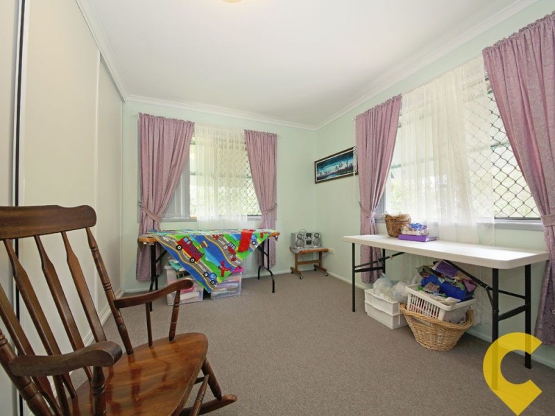 15 Pymble Ave, Petrie QLD 4502