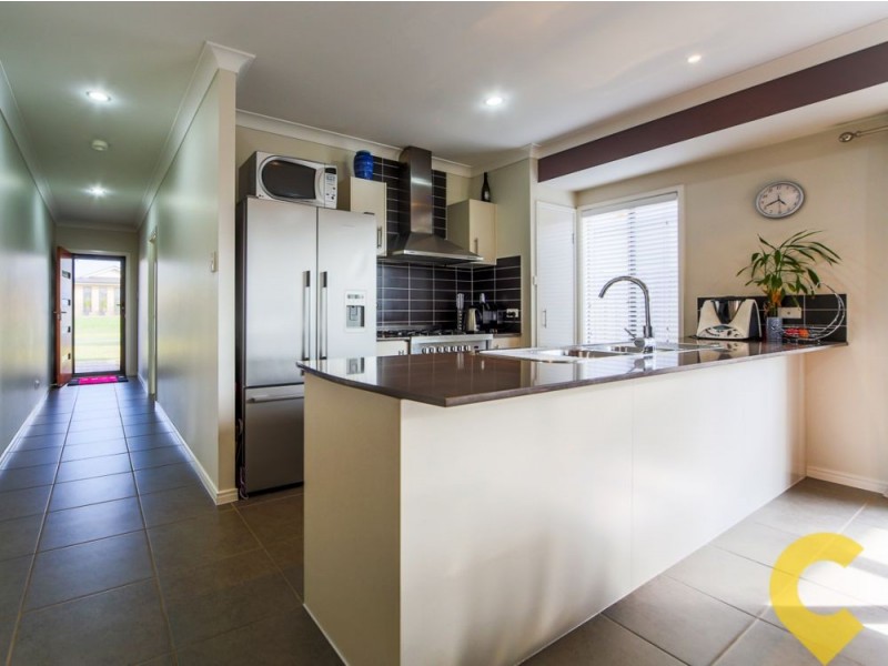 39 Daylesford Circuit, Ormeau QLD 4208