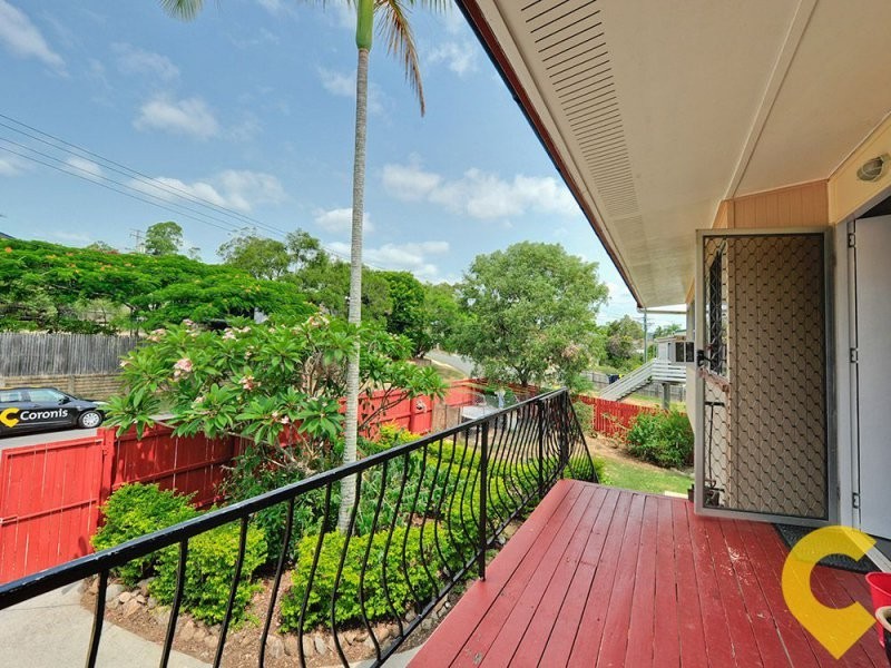 26 Alkoomi Avenue, Ferny Hills QLD 4055