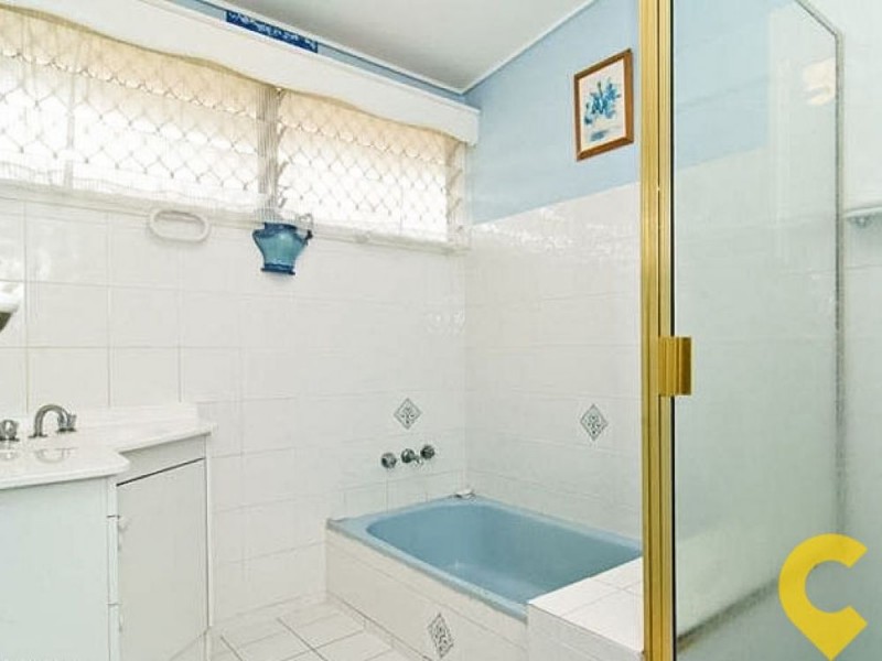 26 Alkoomi Avenue, Ferny Hills QLD 4055