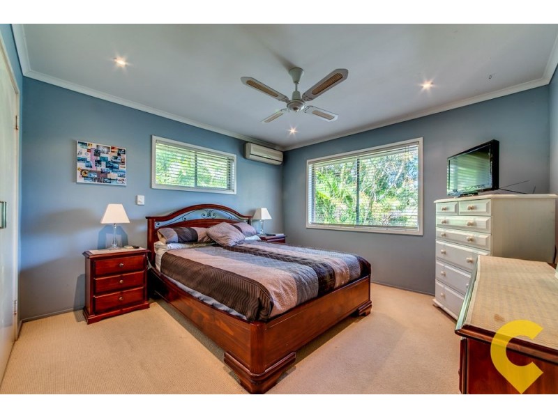 27 Kinloch Road, Daisy Hill QLD 4127