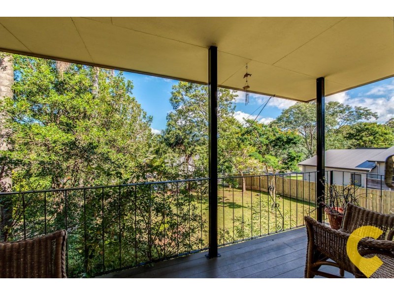 27 Kinloch Road, Daisy Hill QLD 4127