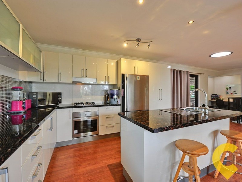 17 Baroona Street, Rochedale South QLD 4123