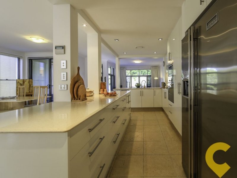 2002/1 The Vistas Drive, Carrara QLD 4211