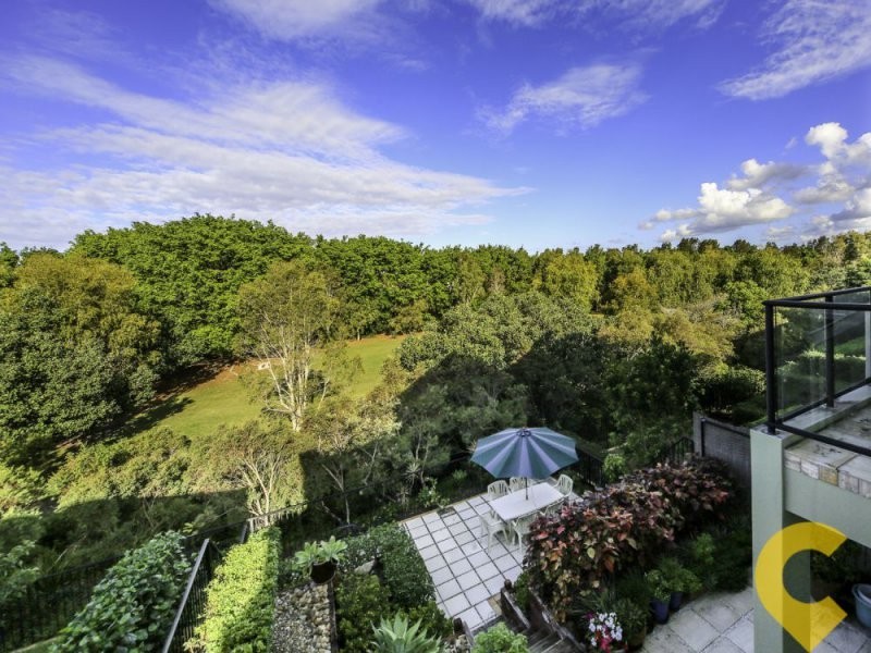 2002/1 The Vistas Drive, Carrara QLD 4211