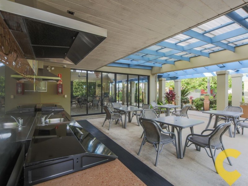 2002/1 The Vistas Drive, Carrara QLD 4211