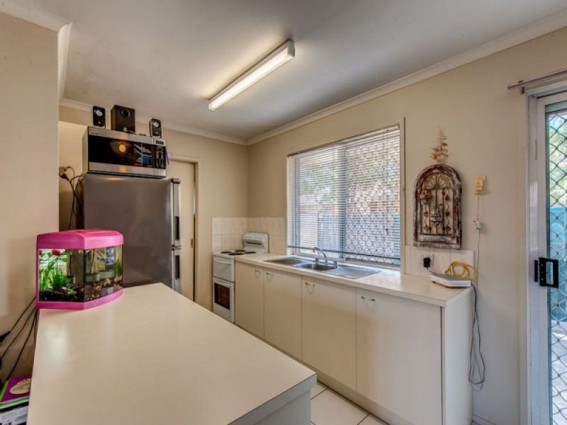 2/7 Broadfoot Drive, Goodna QLD 4300