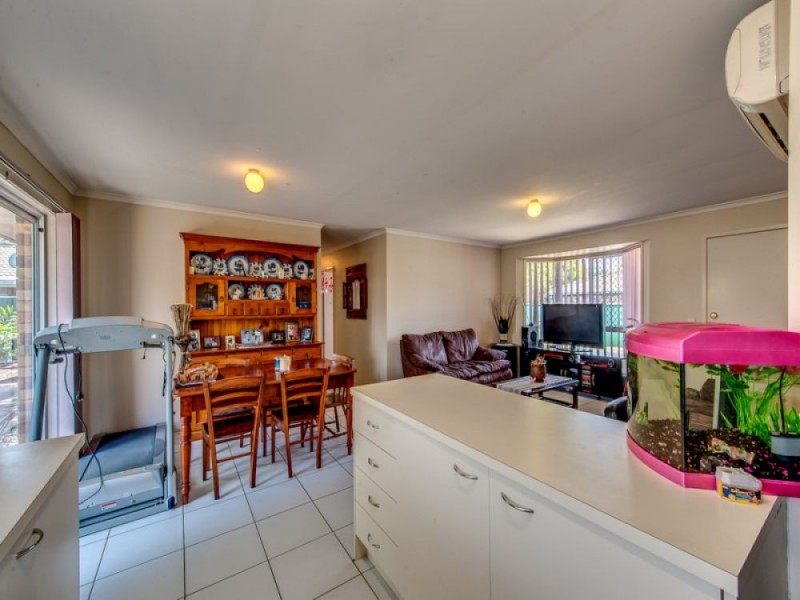 2/7 Broadfoot Drive, Goodna QLD 4300