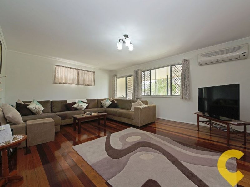 32 Lesley Avenue, Caboolture QLD 4510