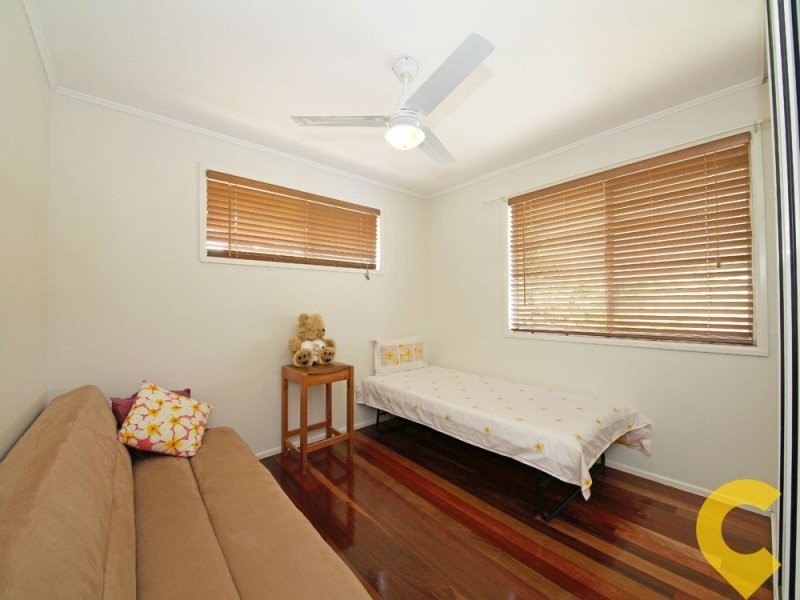 32 Lesley Avenue, Caboolture QLD 4510