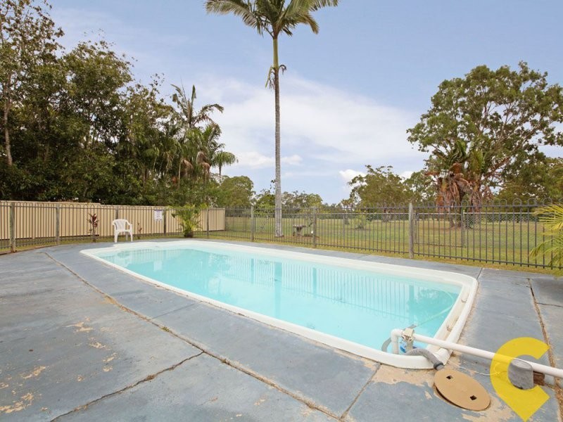 32 Lesley Avenue, Caboolture QLD 4510