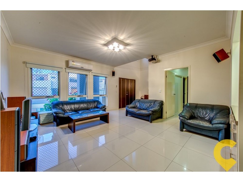 14 Hoop Pine Place, Sunnybank Hills QLD 4109