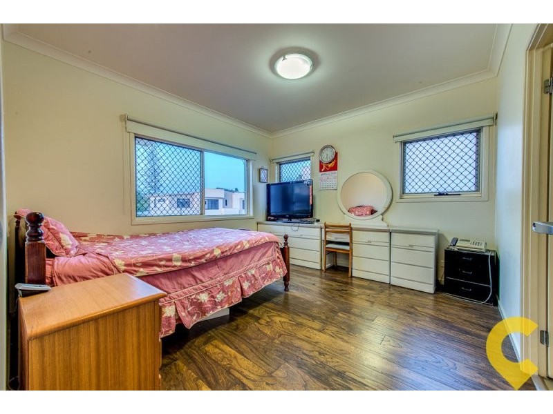 14 Hoop Pine Place, Sunnybank Hills QLD 4109