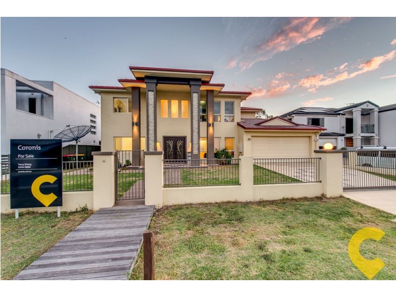 14 Hoop Pine Place, Sunnybank Hills QLD 4109