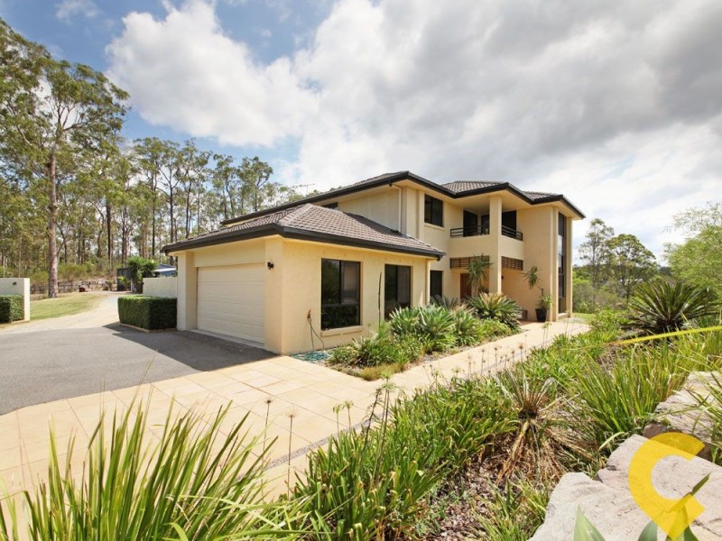 21 Forest Road, Cashmere QLD 4500