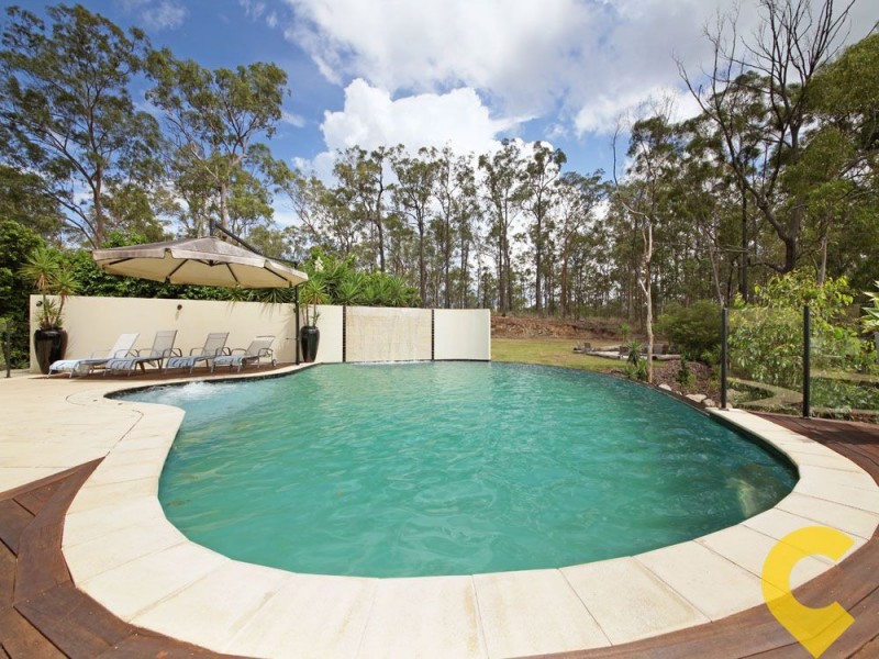 21 Forest Road, Cashmere QLD 4500
