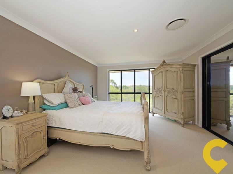 21 Forest Road, Cashmere QLD 4500