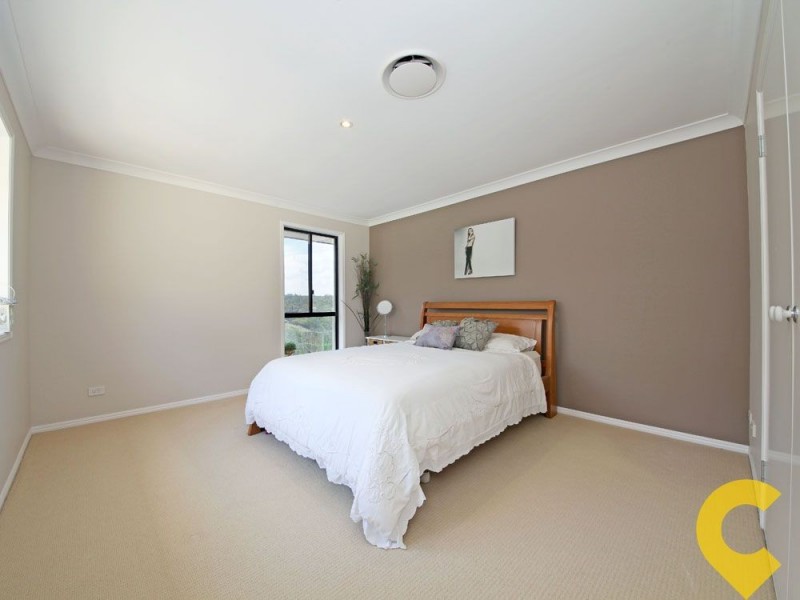 21 Forest Road, Cashmere QLD 4500