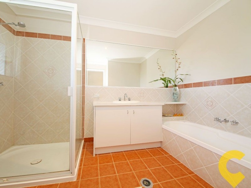 21 Forest Road, Cashmere QLD 4500