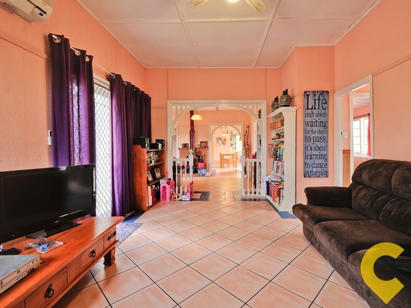 51 Dennis Road, Springwood QLD 4127