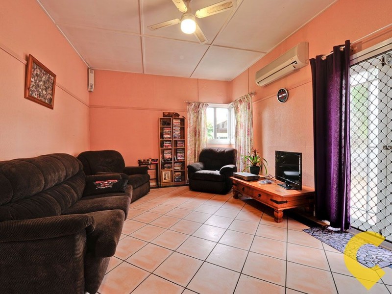 51 Dennis Road, Springwood QLD 4127