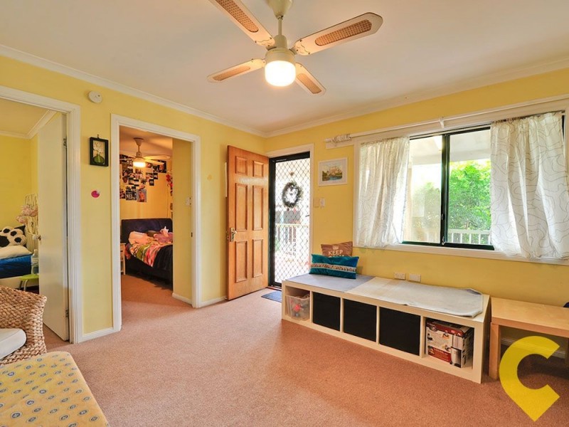 51 Dennis Road, Springwood QLD 4127
