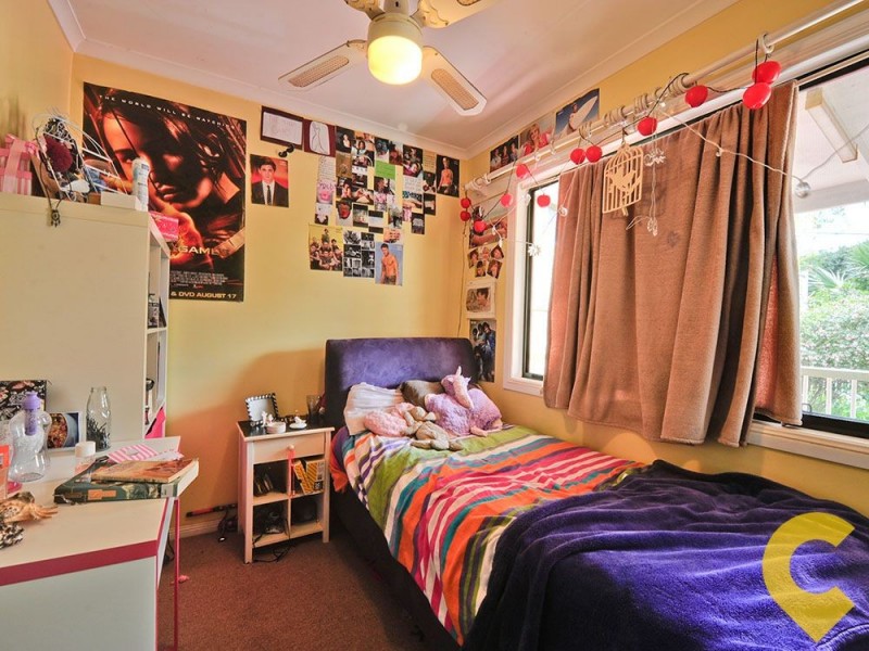 51 Dennis Road, Springwood QLD 4127