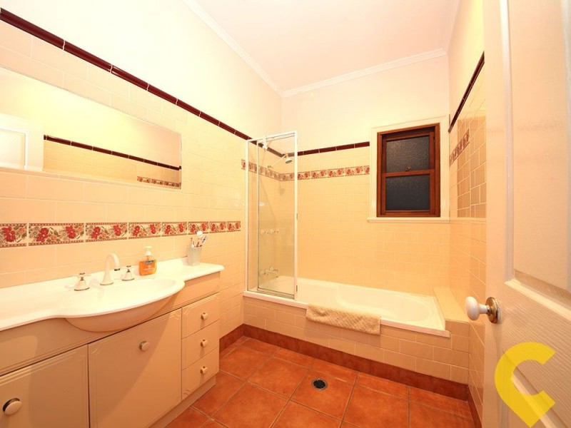 15 Chigwell Street, Wavell Heights QLD 4012