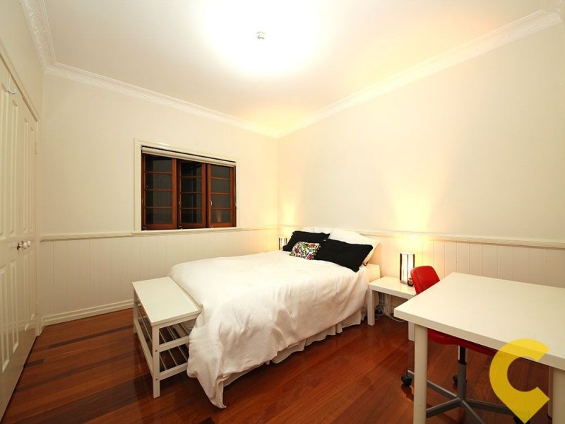 15 Chigwell Street, Wavell Heights QLD 4012