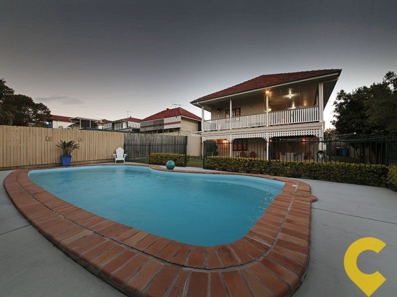 15 Chigwell Street, Wavell Heights QLD 4012