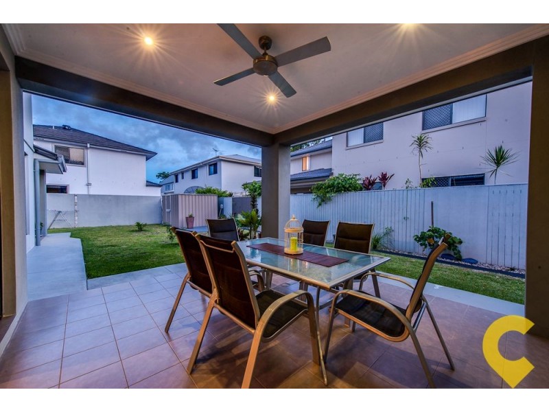 18 Hoop Pine Place, Sunnybank Hills QLD 4109