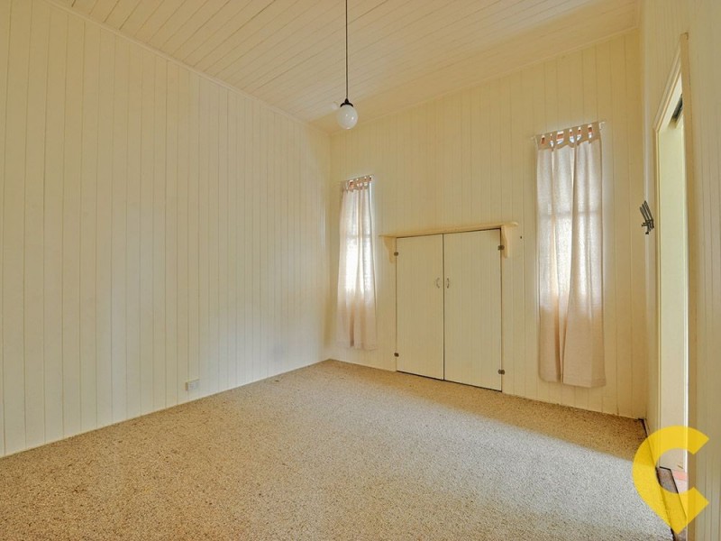 33 Toohey Street, Woolloongabba QLD 4102