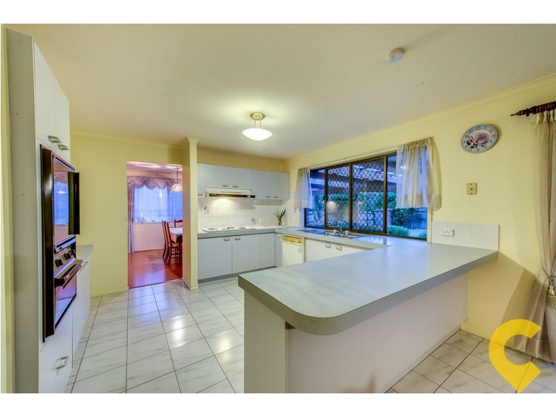 37 Alphitonia Crescent, Sunnybank Hills QLD 4109