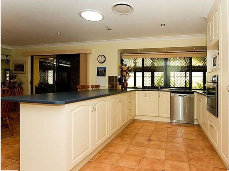 38 Jezabel Drive, Springfield Lakes QLD 4300