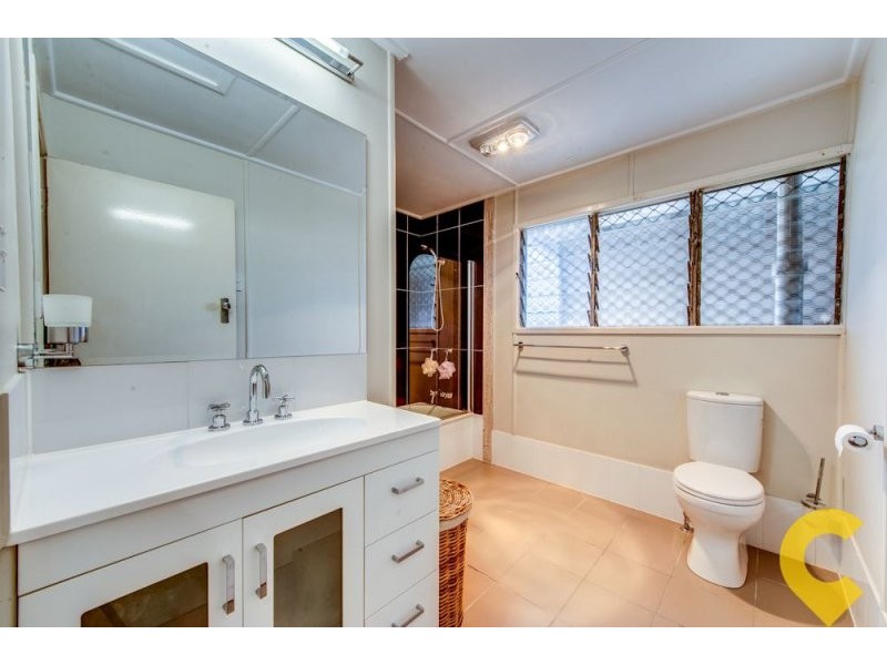 22 Nuthatch Street, Inala QLD 4077