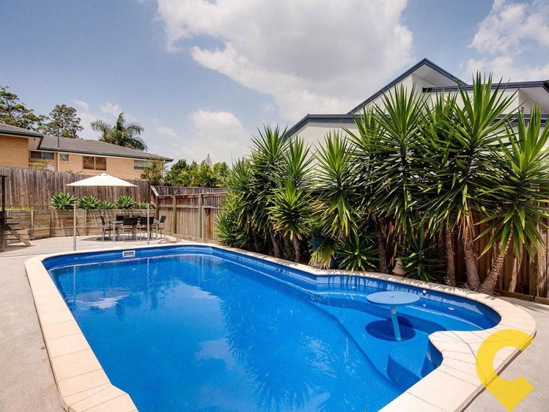 4 Crowe Close, Mcdowall QLD 4053