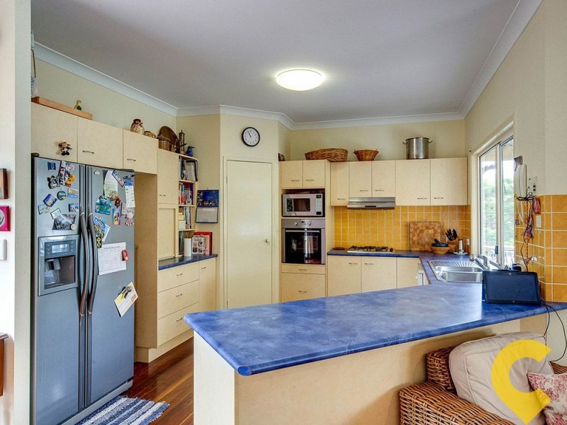 1 Springbook Court, Cashmere QLD 4500