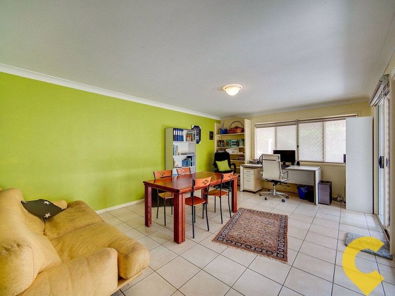 1 Springbook Court, Cashmere QLD 4500