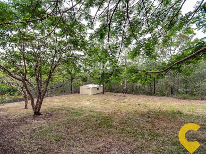 1 Springbook Court, Cashmere QLD 4500