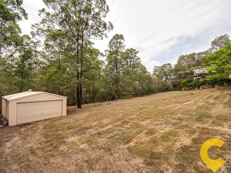 1 Springbook Court, Cashmere QLD 4500
